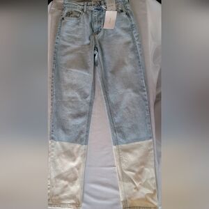 Women's Cello High Rise Straight leg Med wash Jeans size 1 NWT